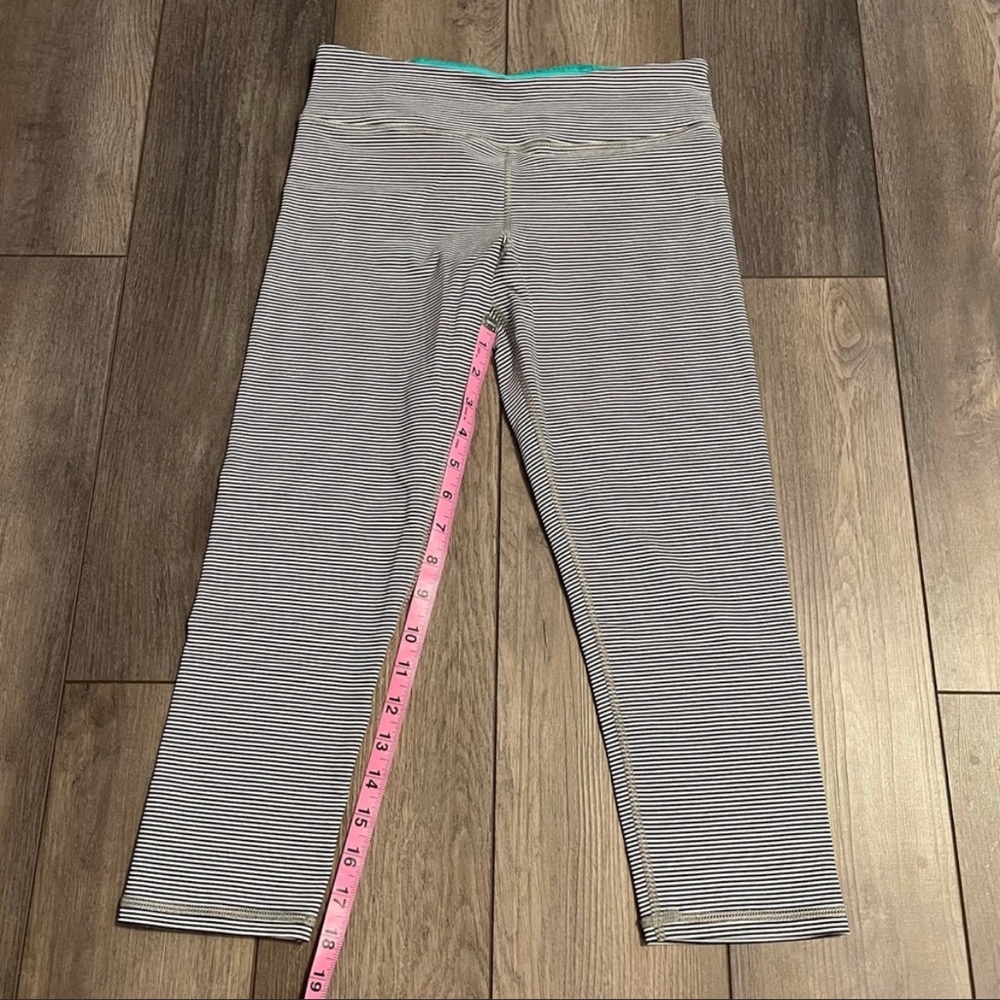 Athletic Capris Bundle - Picture 14 of 15